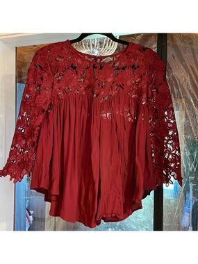 Guest Editor, Sz XS, Flowy Boho Blouse, Burgundy